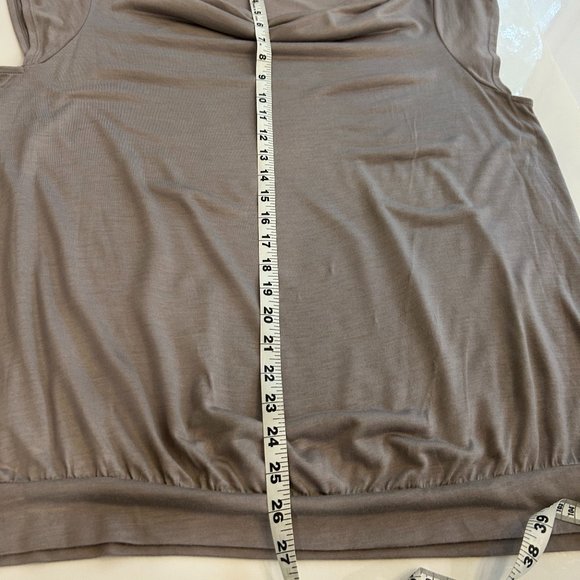 Ann Taylor Loft Blouse - Picture 6 of 7